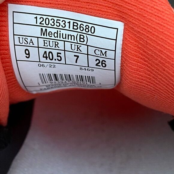 BROOKS ADRENALINE GTS 22 - Women’s Running Shoes - SIZE 9 - Picture 11 of 11